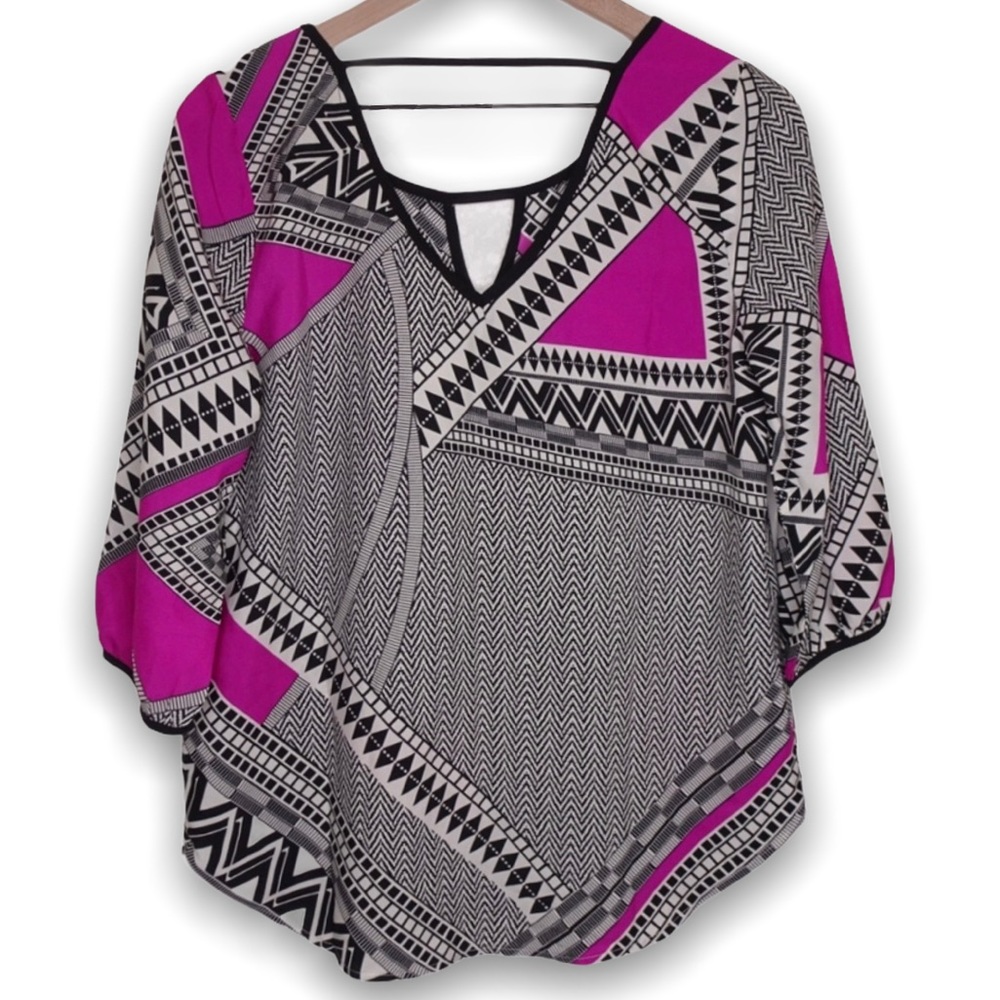 Pink Owl Geometric Blouse with Short Flutter Sleeves Medium‎